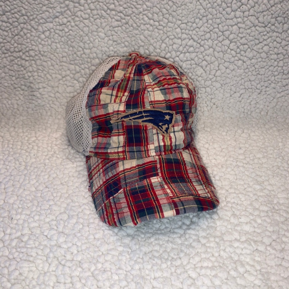 Snap back